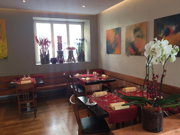 Food & Drinks 4, Auberge De Prangins, Nyon