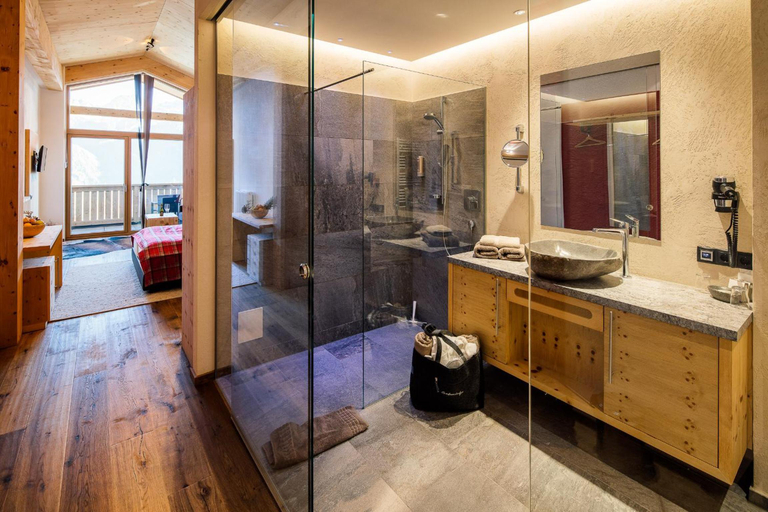 Bathroom 3, Hotel Sedona Lodge, Landeck