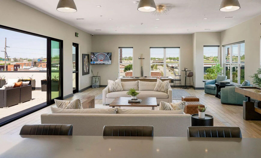Bar 4, Arts District Apartments By Landing, Tulsa