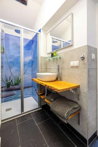 Bathroom 3, Albizia-Apartments, Baden