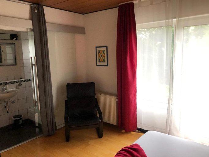 Bedroom 4, Hotel Saarland Lebach, Saarlouis