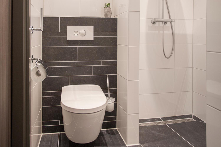 Bathroom 3, Hotel Bladel, Bladel