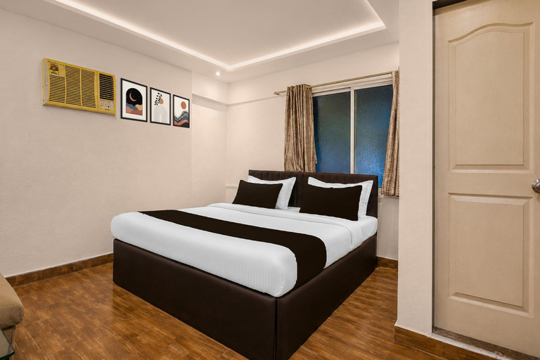 Room 2, Deluxe Room Santacruz Metro, Mumbai Suburban