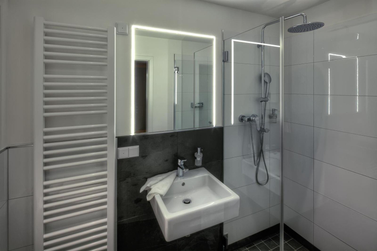 Bathroom 4, Unperfekthotel, Essen