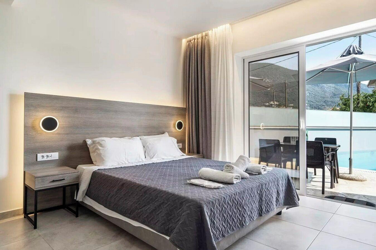 Bedroom 3, BLUE STAR APARTHOTEL, Ionian Islands