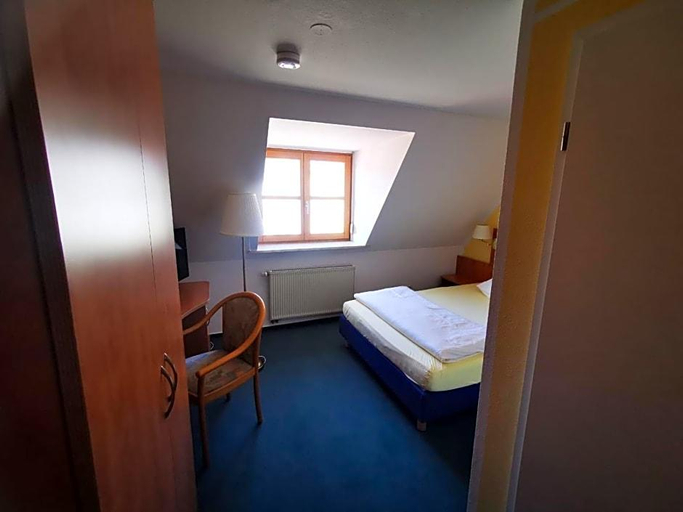 Bedroom, Hotel Thvºringer Hof, Kyffhäuserkreis