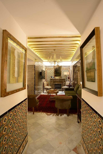 Public Area 3, Dar Essalem, Carthage
