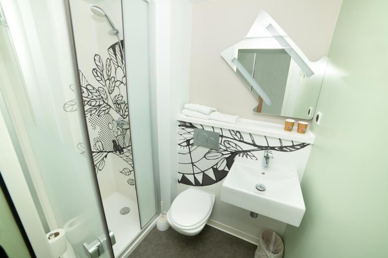 Bathroom, Accueil Hotel Besançon, Doubs