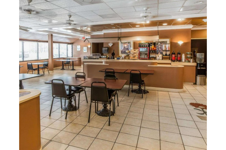 Restaurant 4, Travelers Inn By OYO US-441, Coffee