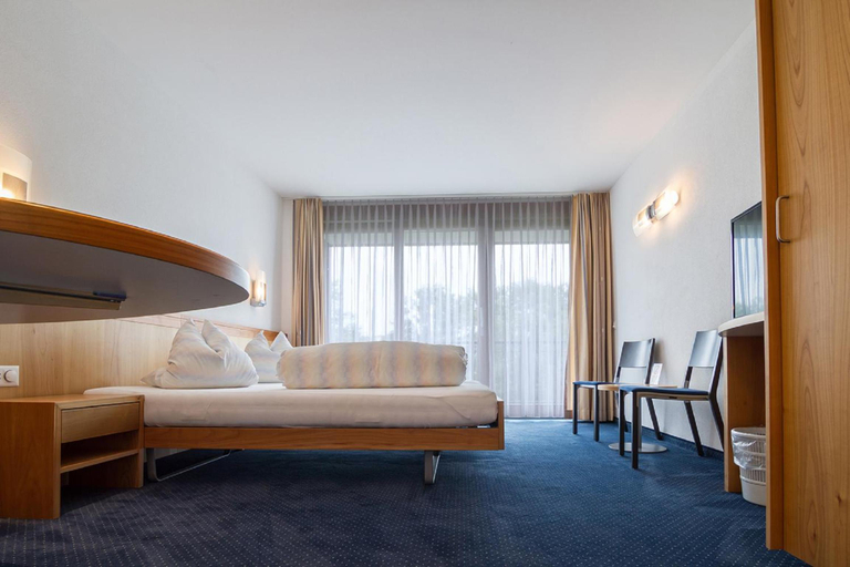 Bedroom 1, Hotel Rv Ssli Tufertschwil, Toggenburg