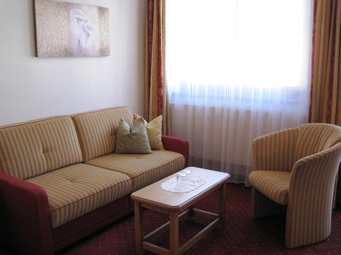 Exterior & Views 1, Apart Hotel Garni Strasser, Schwaz
