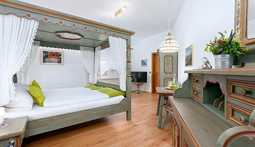 Bedroom 2, Hotel Landgasthof Hv Lzer, Unna