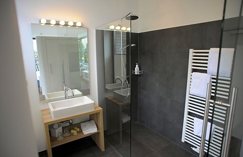Bathroom 4, Acqua Strande Yachthotel Restaurant, Rendsburg-Eckernförde