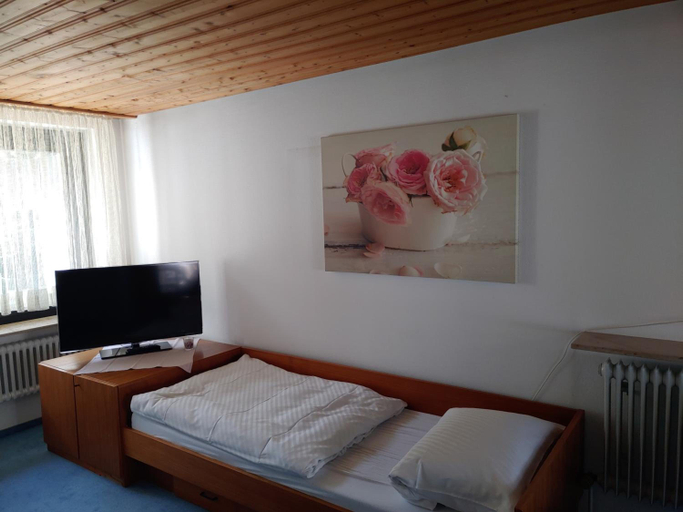 Bedroom 3, Hotel Adler, Reutlingen