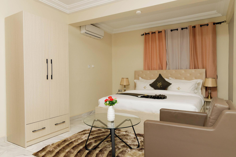 Bedroom 3, IKE CITY Hotel, Tema