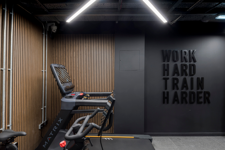Sports and Entertainment 4, Milton Keynes - Your Apartment, Milton Keynes