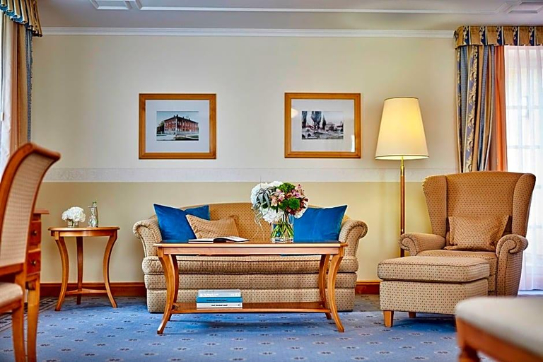 Bedroom 4, Allee Hotel, Neustadt an der Aisch-Bad Windsheim