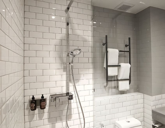 Bathroom 5, Hotel Scarlett, Muang Nakhon Si Thammarat
