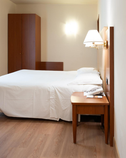 Bedroom 1, La Pieve Hotel, Vicenza