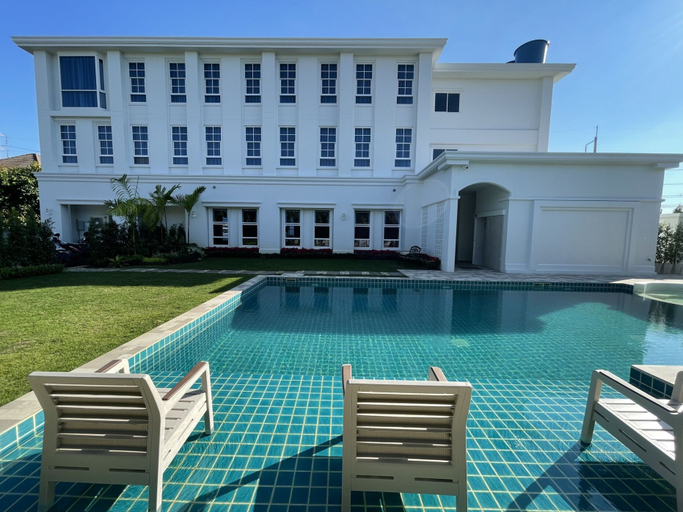 Pool 5, Le Cannes, A Recall Luxe Hotel, Chiang Mai., Muang Chiang Mai