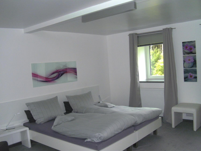 Bedroom 3, Hotel Ambiente, Hof