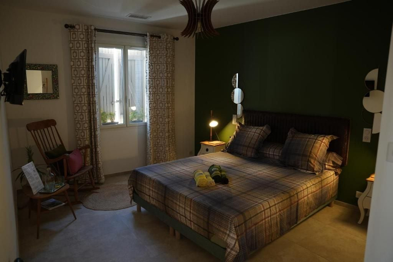 Room 3, Maison sol en ciel, Gard