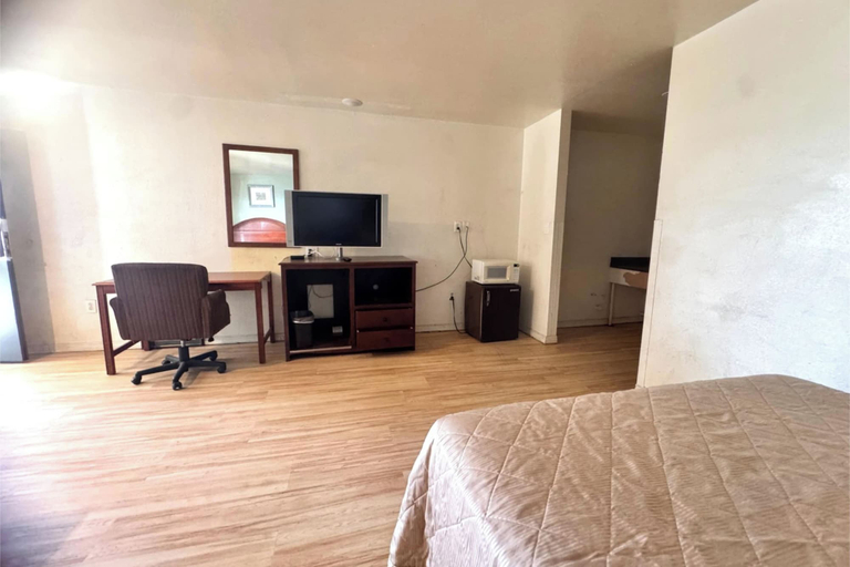 Room 5, Executive Inn & Suites Provo Near University, Utah