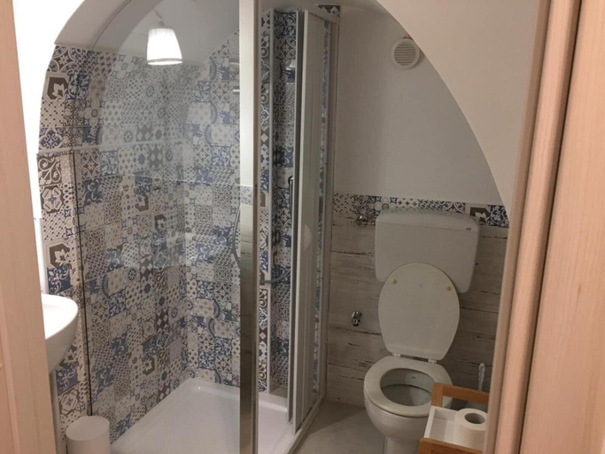 Bathroom 4, Il Vicolo B B, Bari