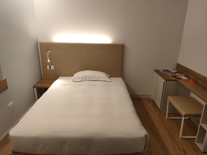 Bedroom 3, Albergo Baschera, Udine
