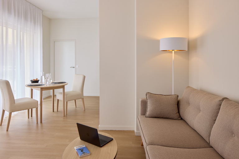 Room 4, Quality Aparthotel Bordeaux Saint-Jean, Gironde