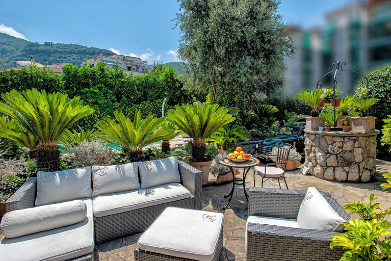 Terrace, Villa Concetta, Napoli
