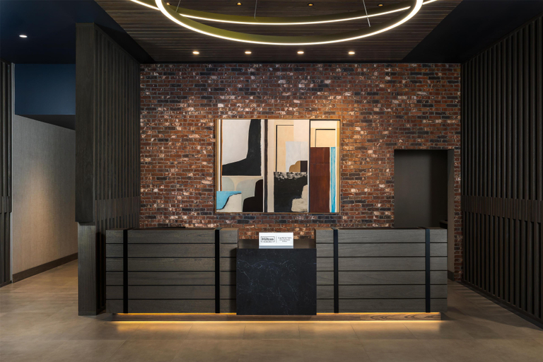 Public Area 2, Hotel Avail Rogers, Tapestry Collection By Hilton, Benton