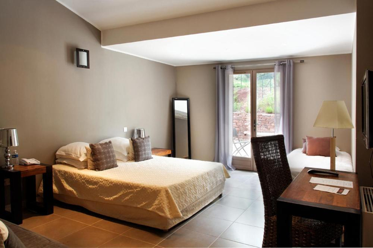 Bedroom 3, L Hotellerie Kouros, Var