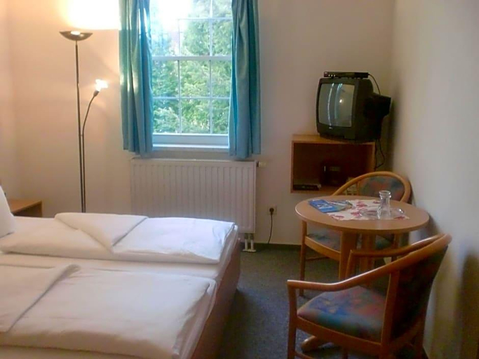 Bedroom 4, Hotel Restaurant Zum Firstenstein, Görlitz