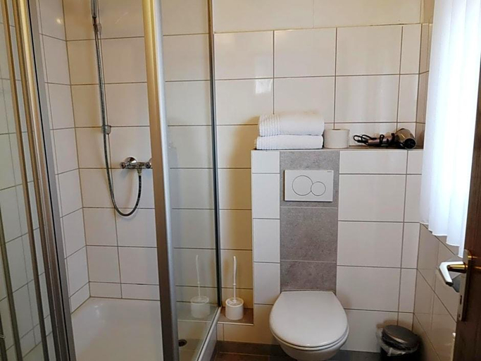 Bathroom 4, Hotel Restaurant Verst, Borken