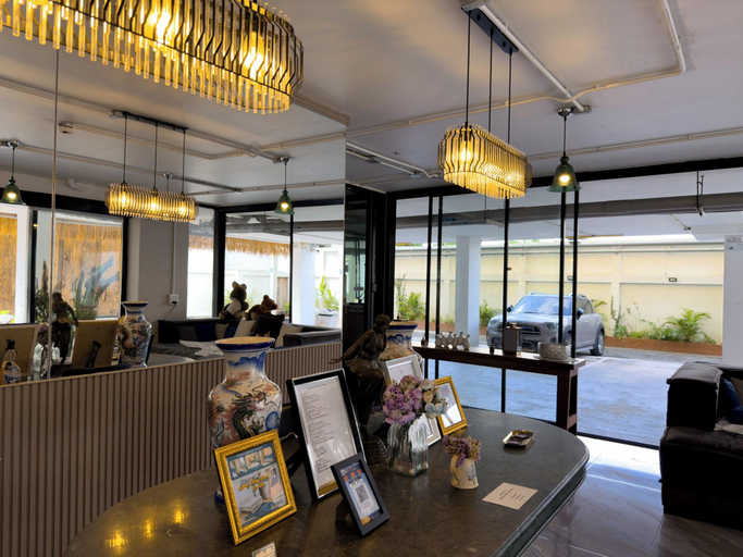 Public Area 2, Breezewood Bangkok Hotel, Chatuchak