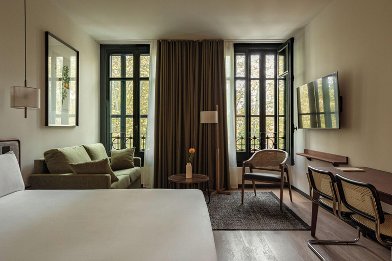 Room 2, Batimont Suites, Vizcaya
