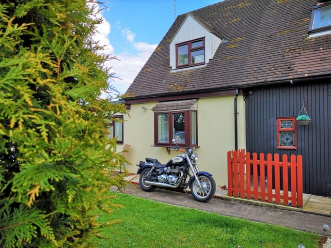 Exterior & Views 5, Swedish Cottages, Central Bedfordshire