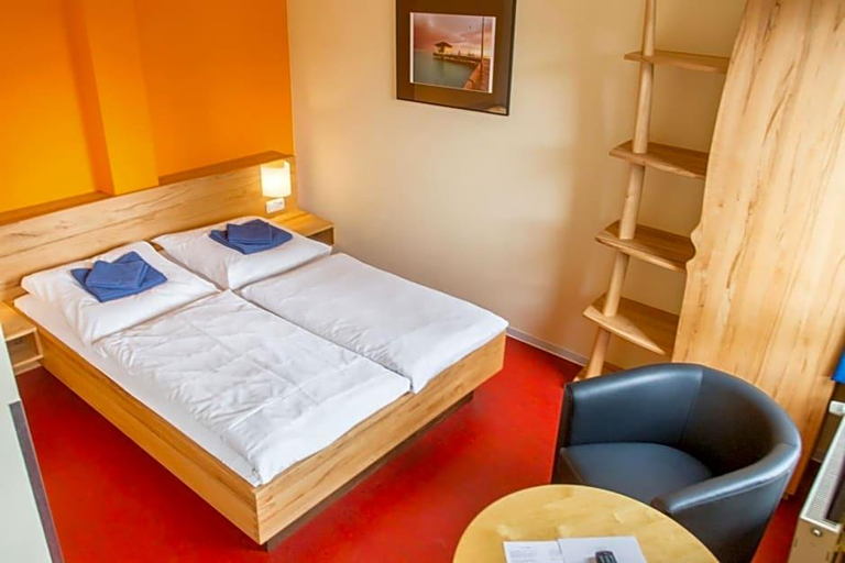 Bedroom 1, Schanzenstern Altona Gmbh, Hamburg