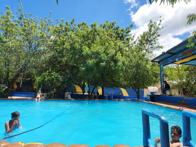 Sport & Beauty 5, Wally World Inn, Comayagua