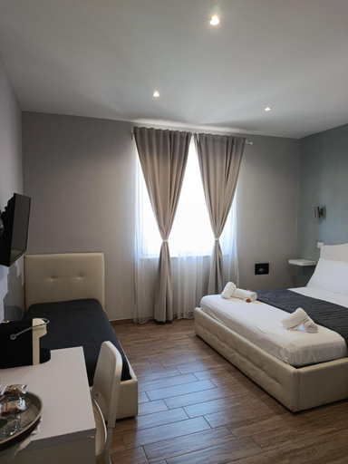 Bedroom 2, B B Purple Italy, Rome