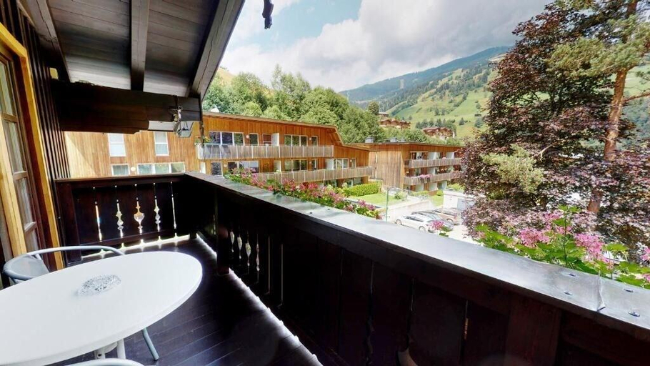 Room 2, Pension Lederergã¼tl, Zell am See