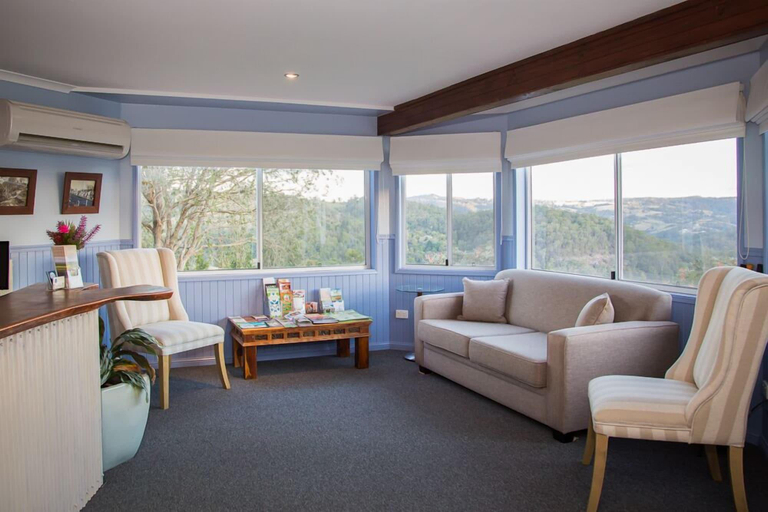 Public Area 2, Blue Summit Cottages, Caloundra - Hinterland