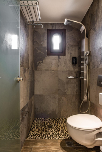 Bathroom 5, Gardelli Resort, Ionian Islands