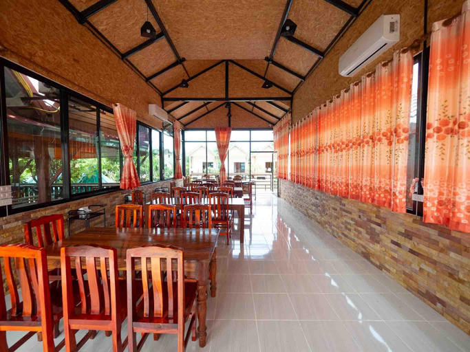 Food & Drinks 4, Chiw Rim Chon Resort Pak Chong, Pak Chong
