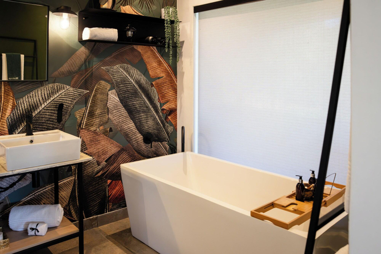 Bathroom 3, Wagyu Mountain Lodges, Cape Winelands