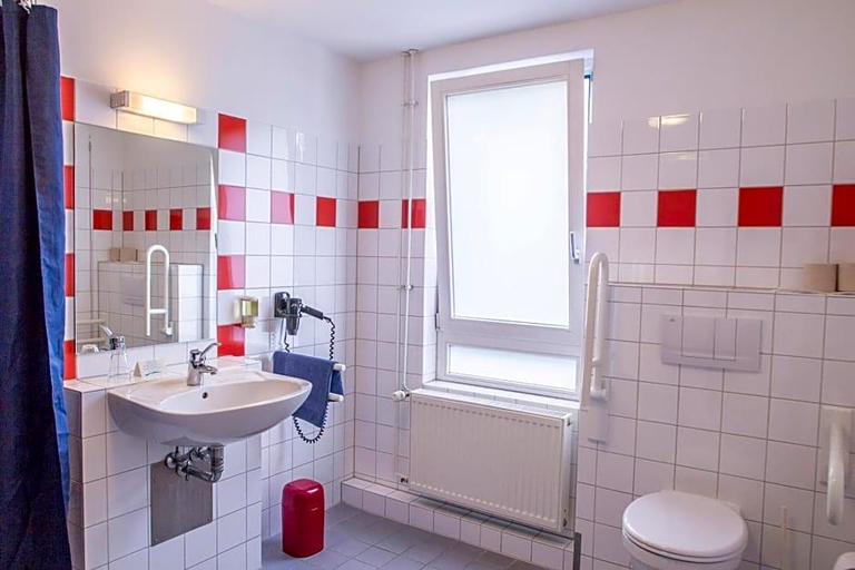 Bathroom 4, Schanzenstern Altona Gmbh, Hamburg