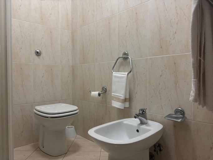 Bathroom 4, Hotel Ristorante Mommo, Reggio Di Calabria