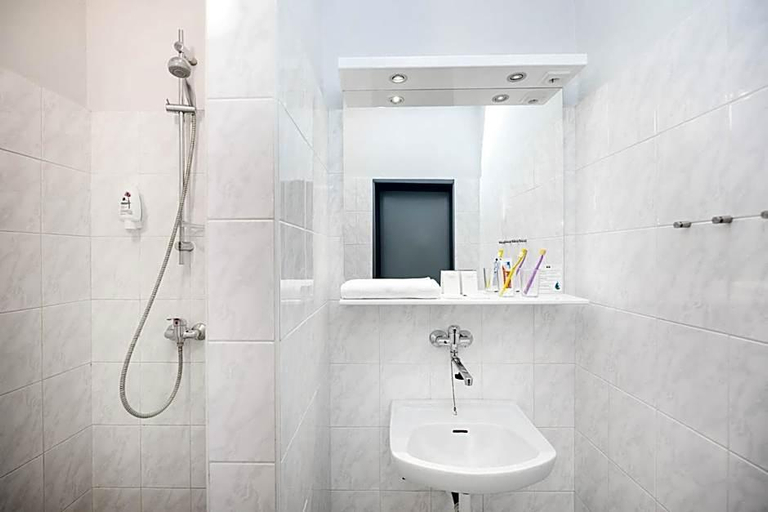 Bathroom 4, Hotel Atom T Oebv C, Třebíč