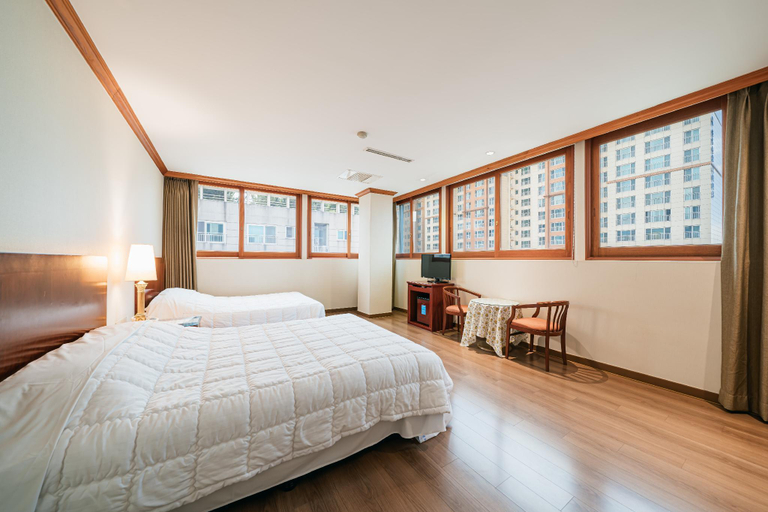 Bedroom 3, Samhaein Tourist Hotel, Jeju